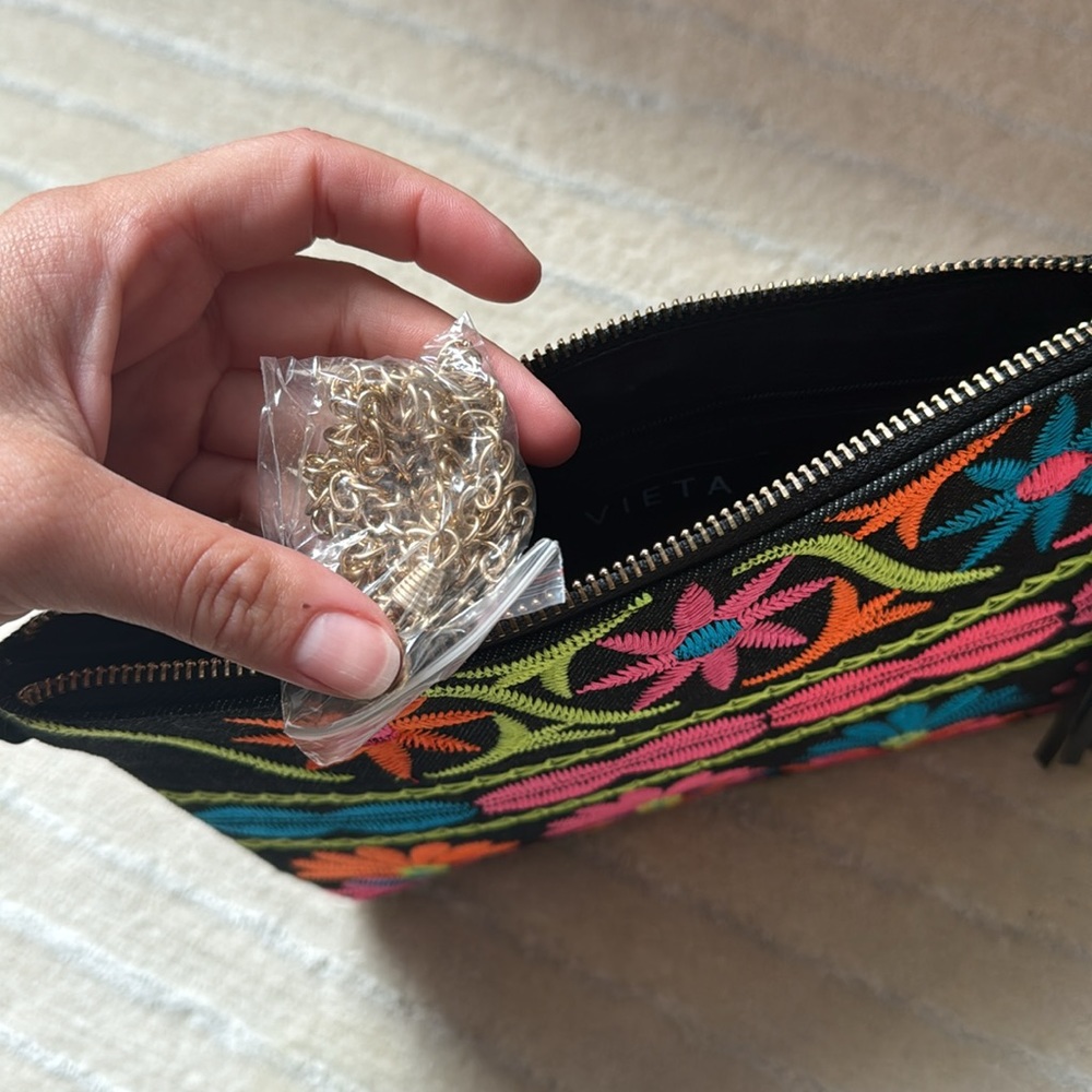 Hand bag - Picture 3 of 4